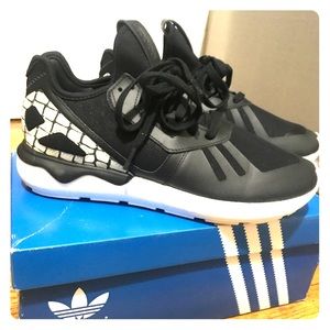Adidas Tubular Runner size 9